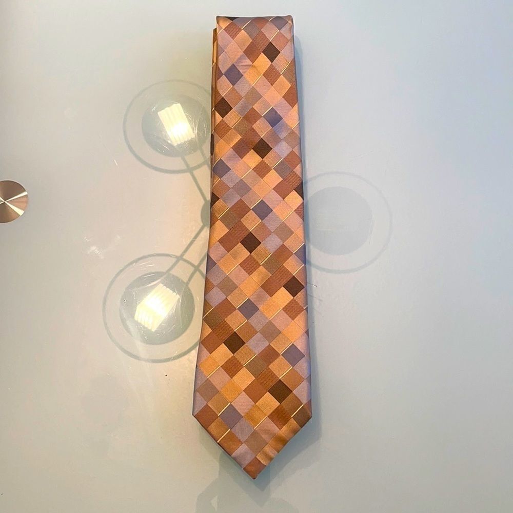Kenneth Cole tie gold beige brown checks 3.75 inches wide 100% silk 57 long